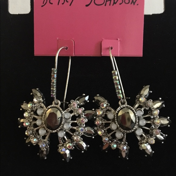 Betsey Johnson Crystal Necklace & Earring Set - Picture 2 of 5
